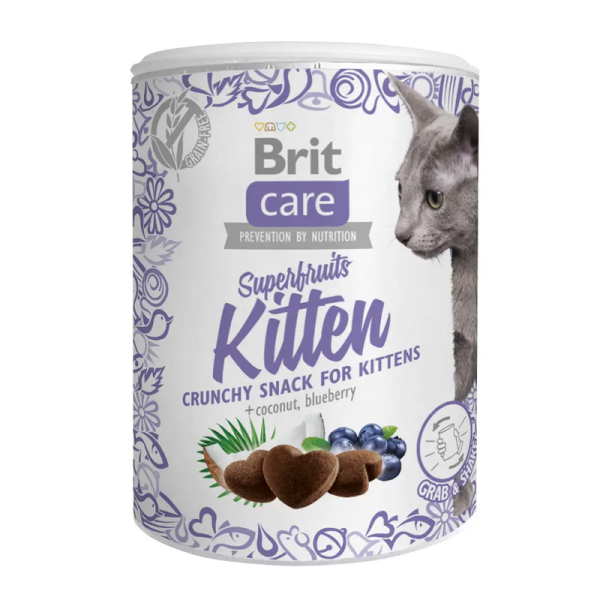 Ласощі Care Brit Superfruits Snack для кошенят від 6 тижнів з куркою, кокосом та чорницею