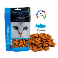 Лакомство Fine Cat Чехия для кошек, подушечки с лососем,